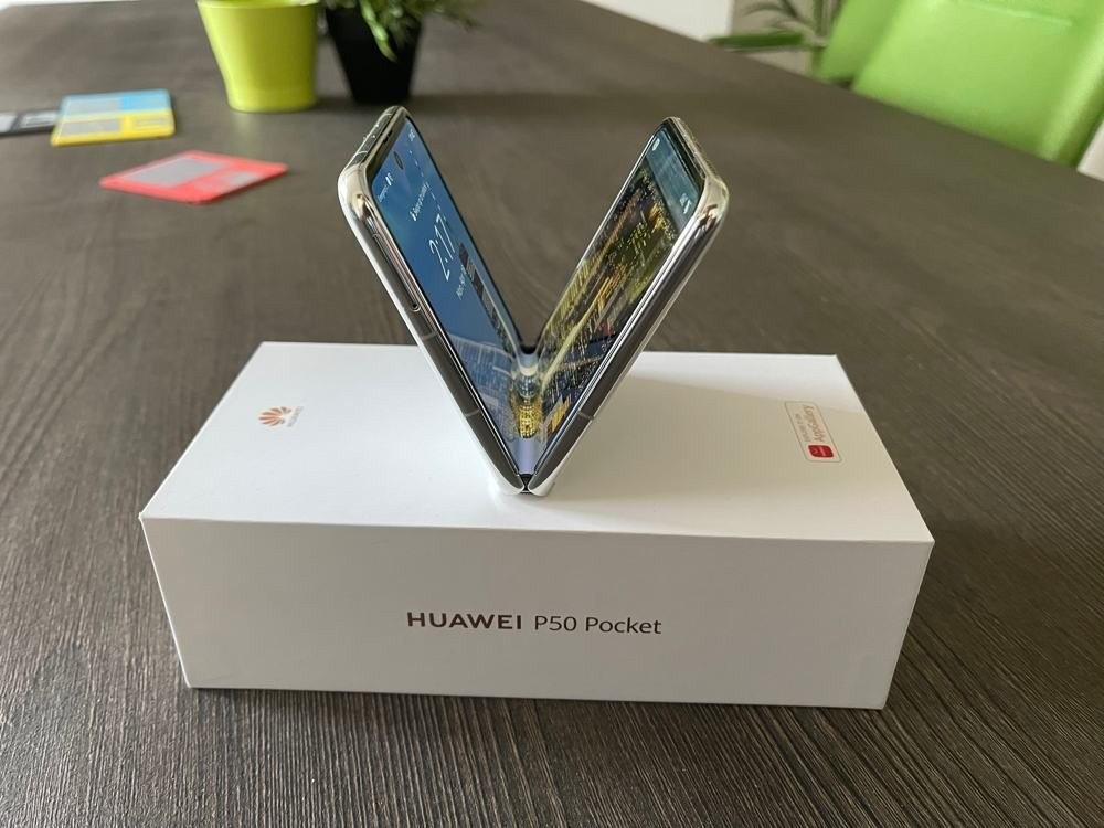 huawei-p50-pocket-techgear-review-11.jpg