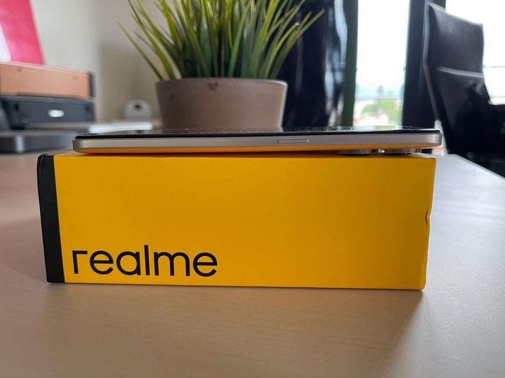 realme-9-4g-techgear-review-3.jpg