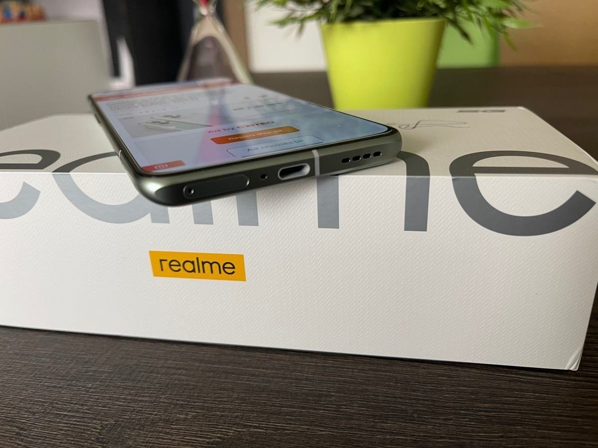 realme-gt-2-pro-techgear-review-1.jpg