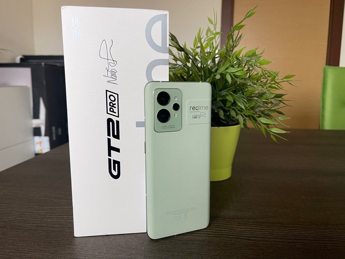 realme-gt-2-pro-techgear-review-4.jpg