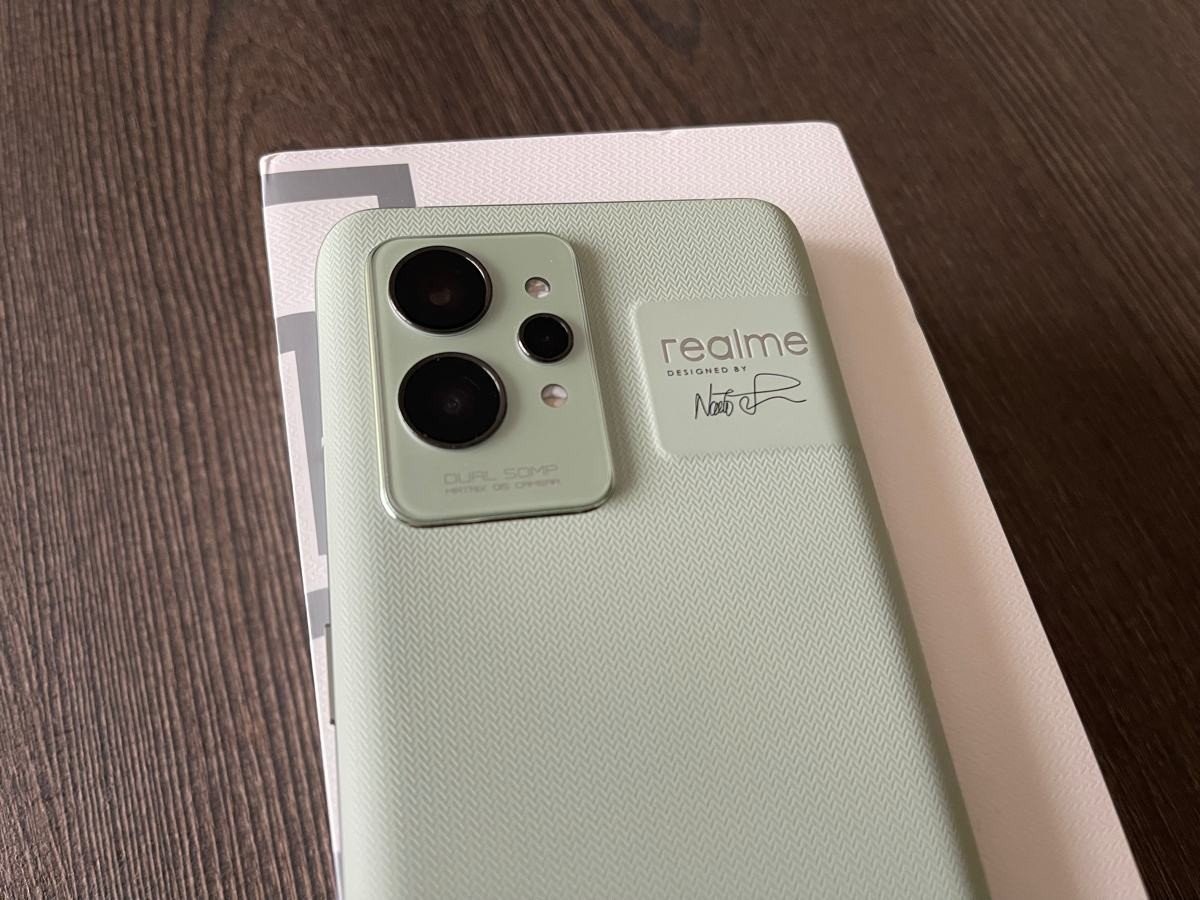 realme-gt-2-pro-techgear-review-7.jpg