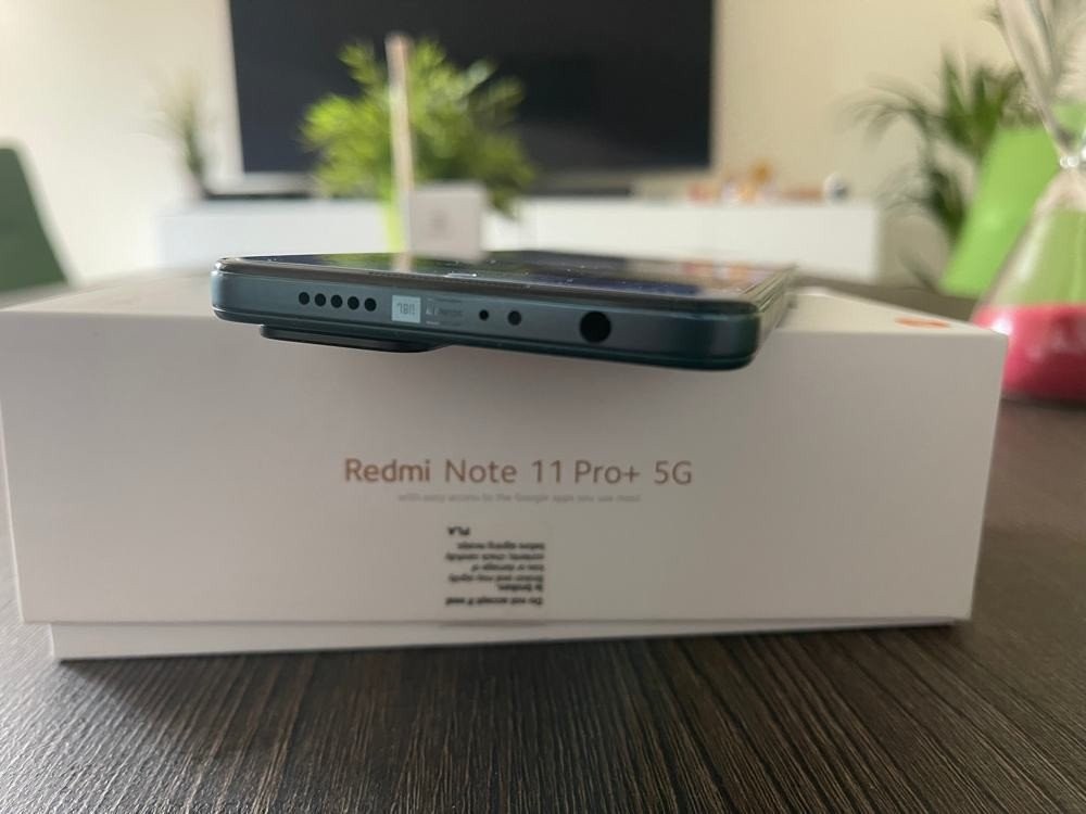 redmi-note-11-pro-5g-techgear-review-7.jpg