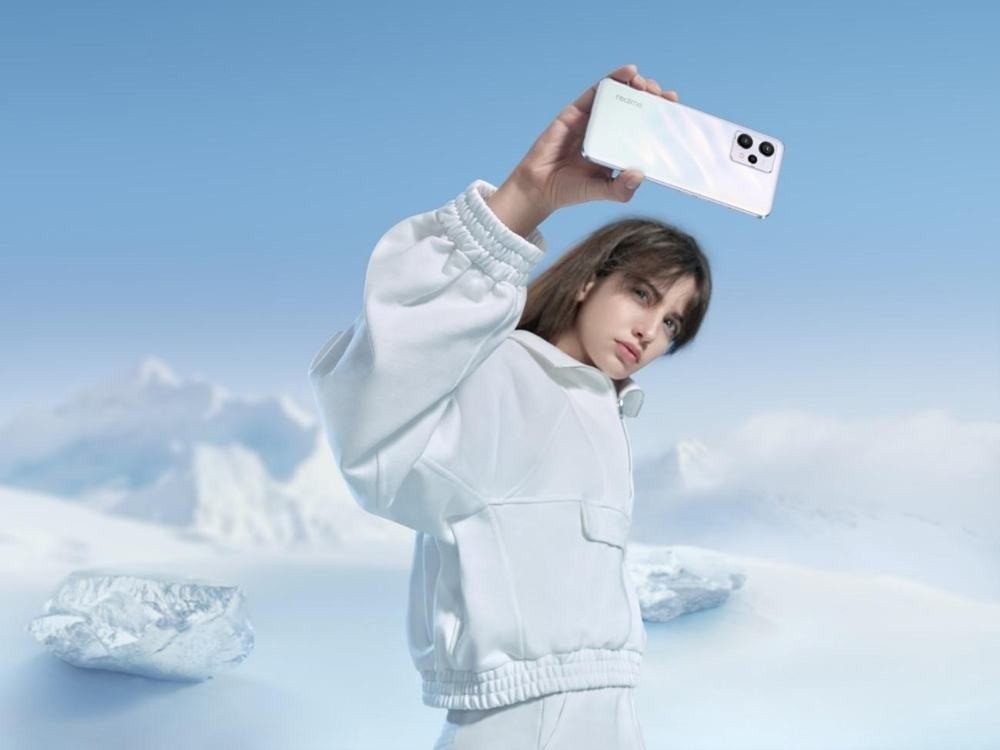 realme-9-bts.jpg