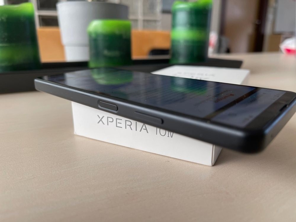 sony-xperia-10-iv-techgear-review-1.jpg