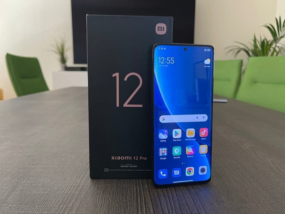 xiaomi-12-pro-techgear-review.jpg