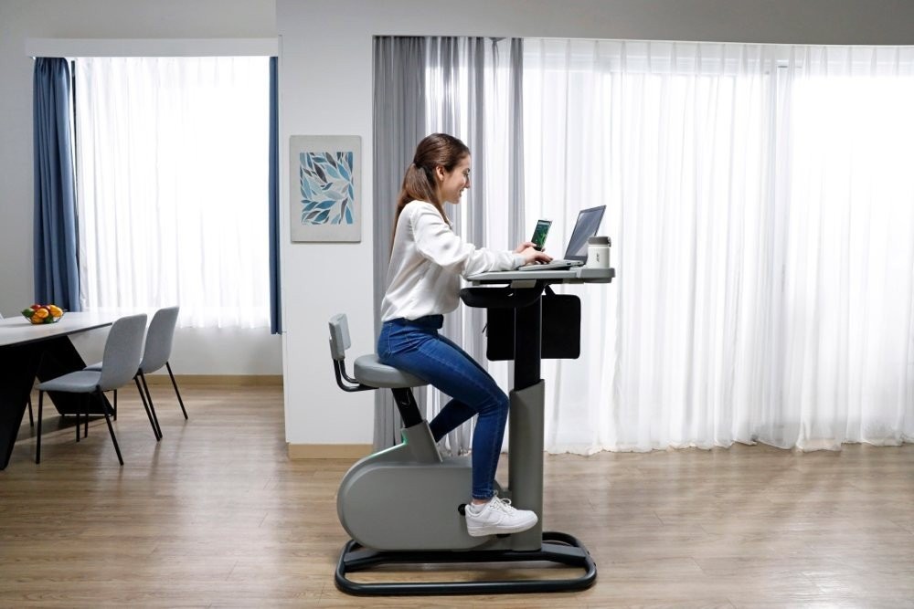 acer-ekinect-bike-desk.jpg