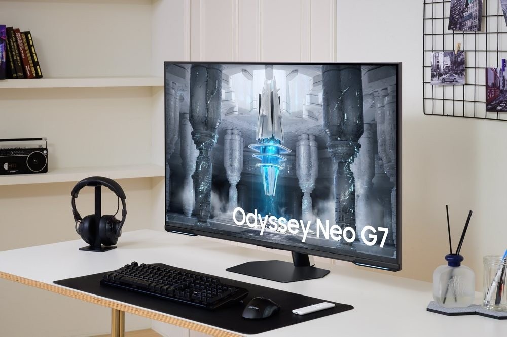 samsung-odyssey-neo-g7-1.jpg