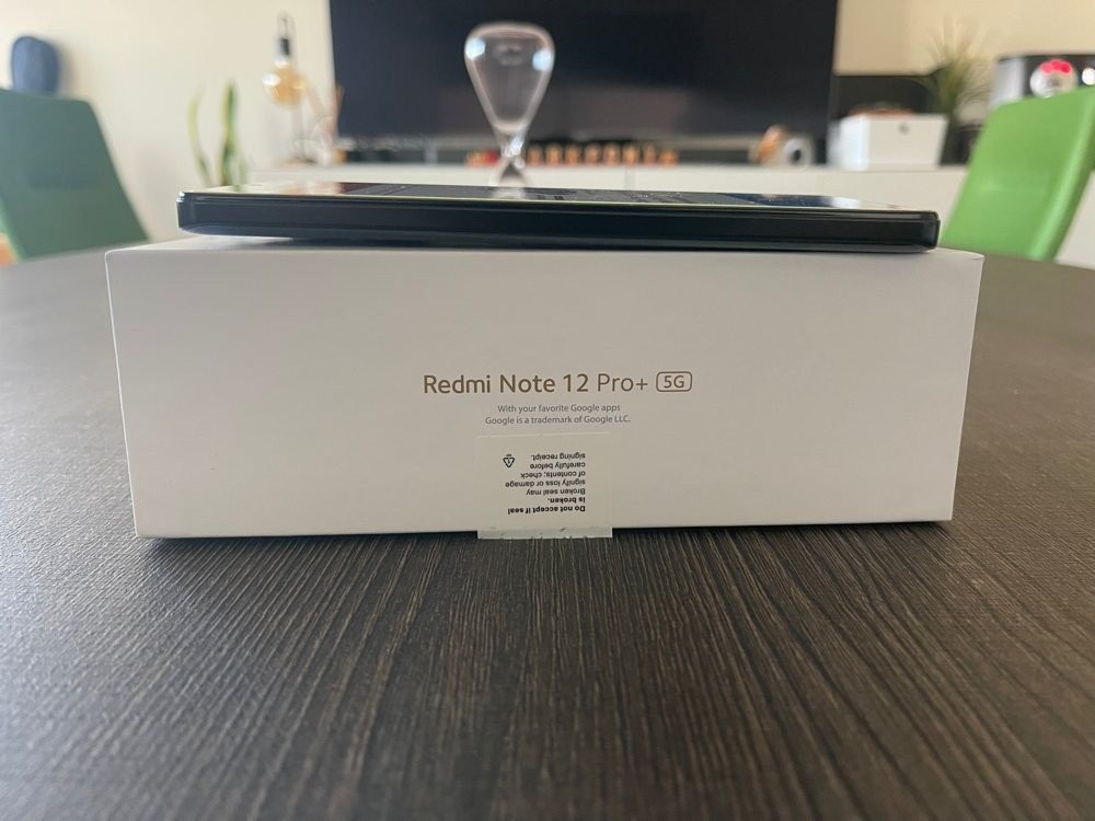 redmi-note-12-pro-techgear-review-3.jpg