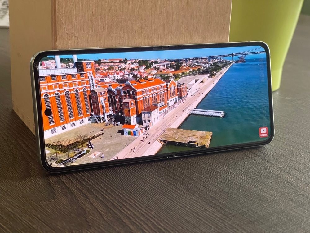 samsung-galaxy-z-flip5-techgear-review-23.jpg