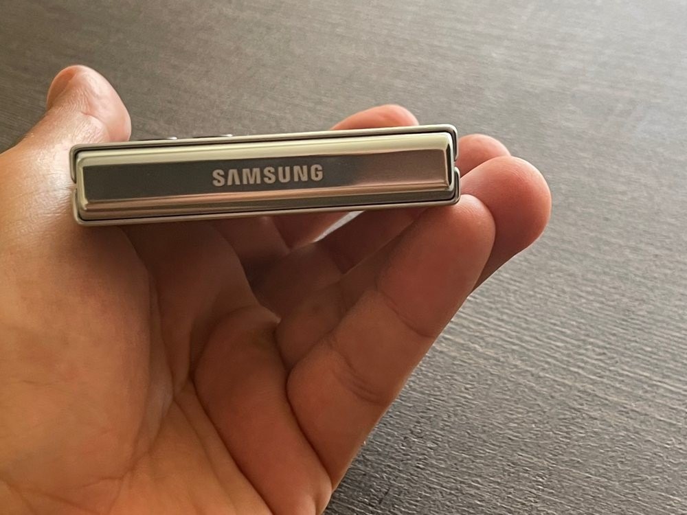 samsung-galaxy-z-flip5-techgear-review-3.jpg