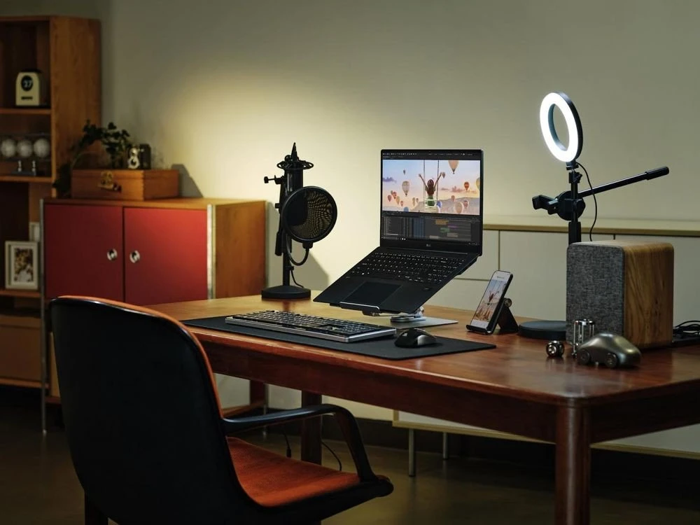 lg-gram-pro-3.jpg lg-gram-pro-3.jpg