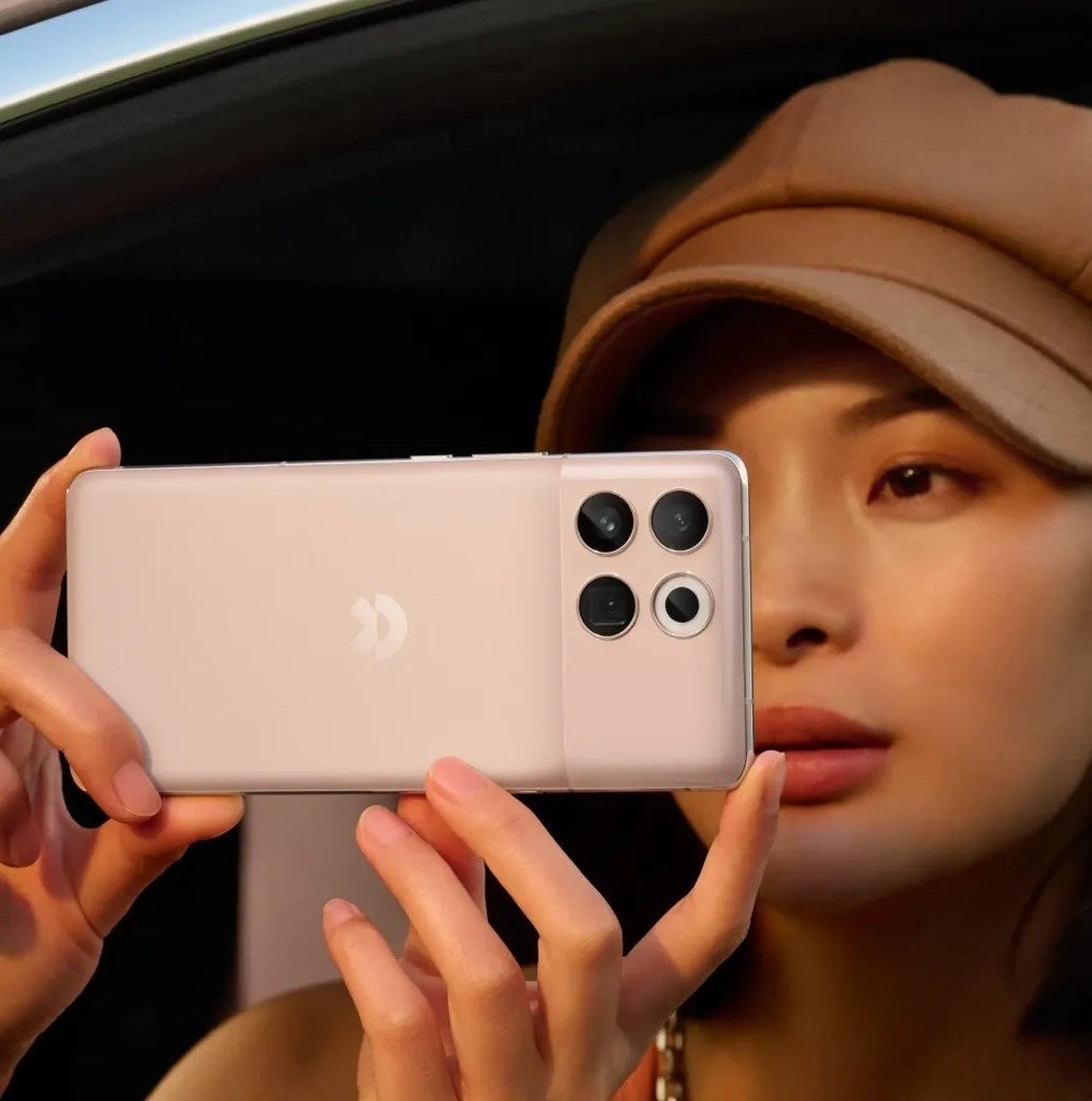 nio-phone-official-2.jpg