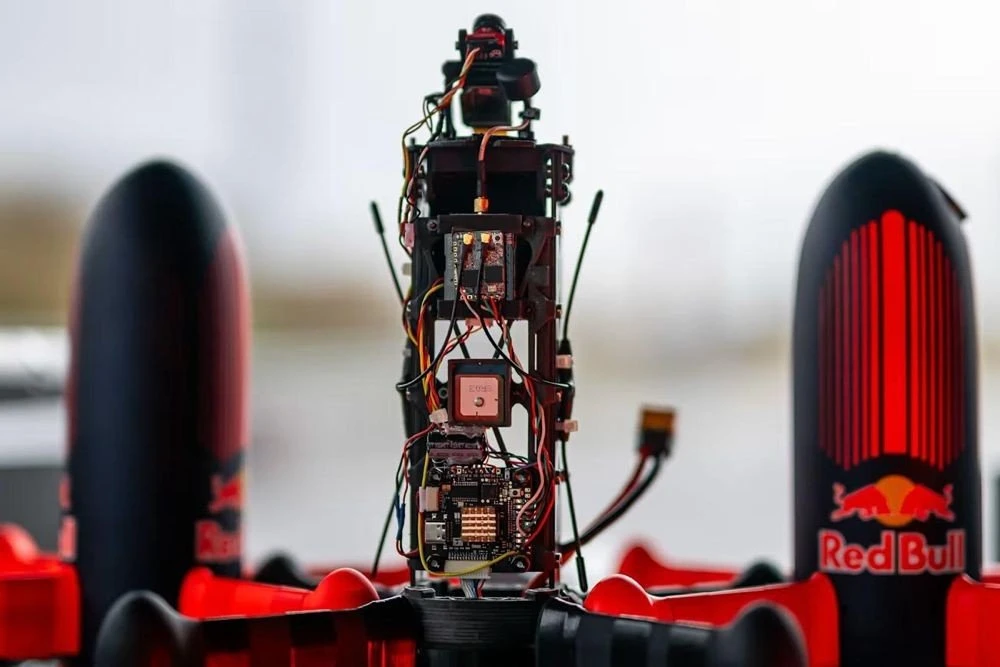 rocket-drone-red-bull-max-verstappen.jpg rocket-drone-red-bull-max-verstappen.jpg