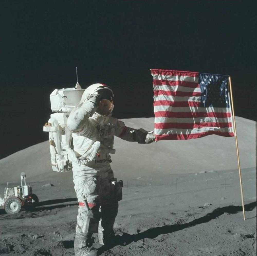 gene-cernan-moon-flag.jpg