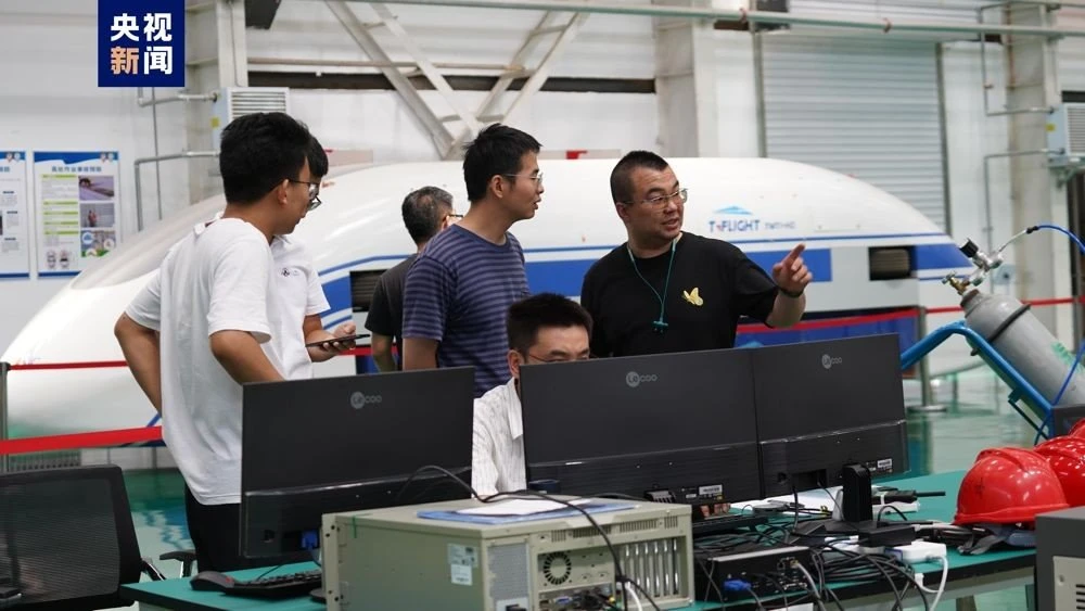 casic-t-flight-maglev-train-test.jpg casic-t-flight-maglev-train-test.jpg