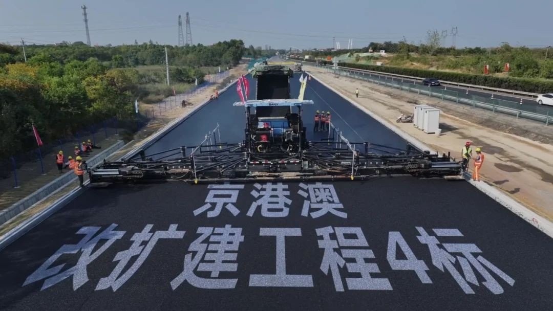 china-road-robots-3.jpg china-road-robots-3.jpg