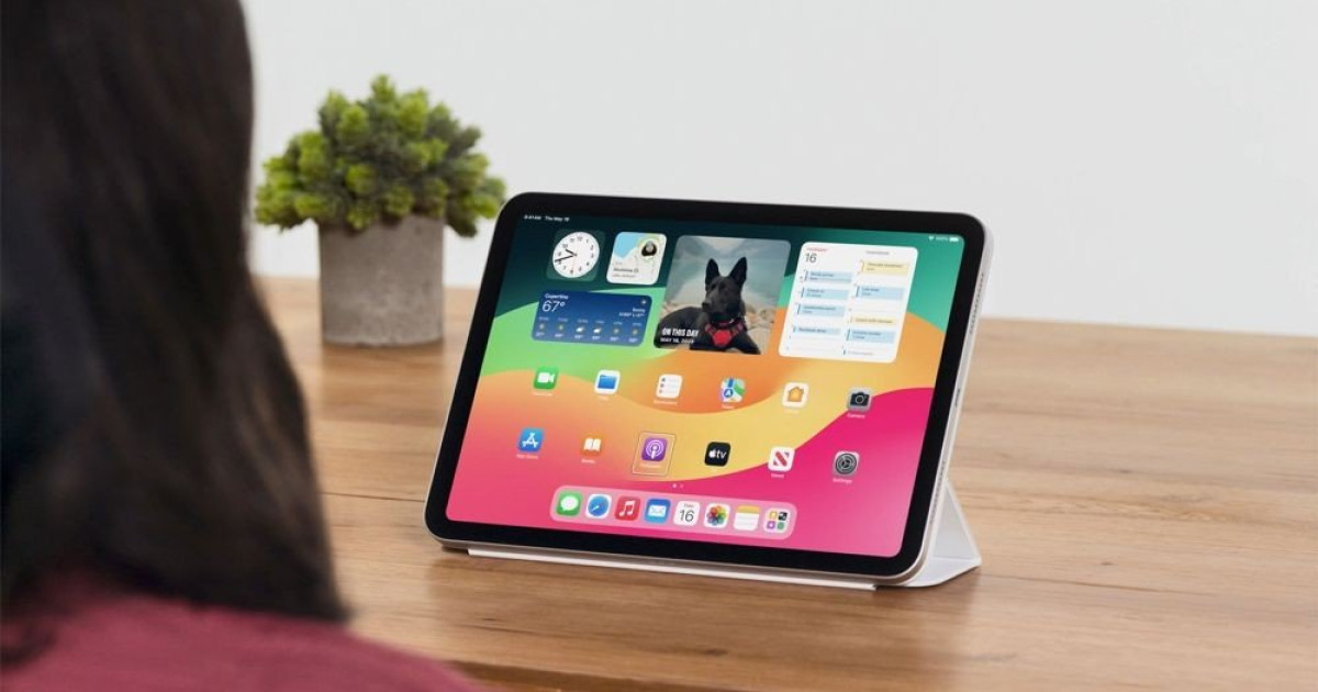 Apple の目やその他のアクセシビリティ オプションを使用して iPhone と iPad を管理