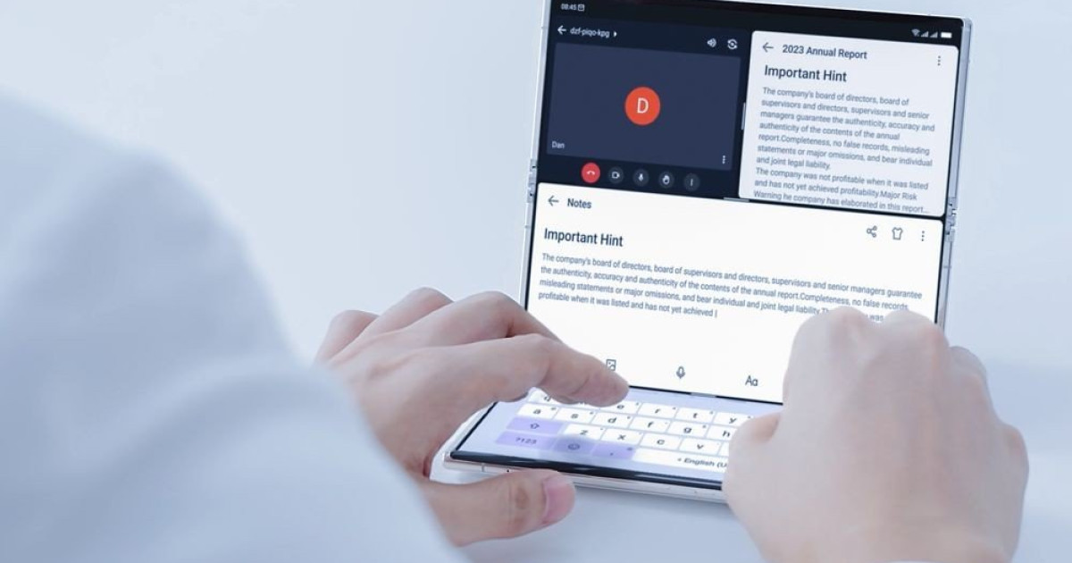 三つ折りスマートフォンの非常に印象的なコンセプト