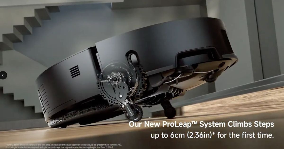 階段も登れるロボット掃除機！ [CES 2025]