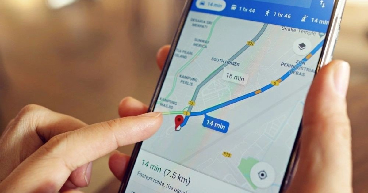 Google マップはロケーション履歴を削除しますが、必要に応じて保存することもできます