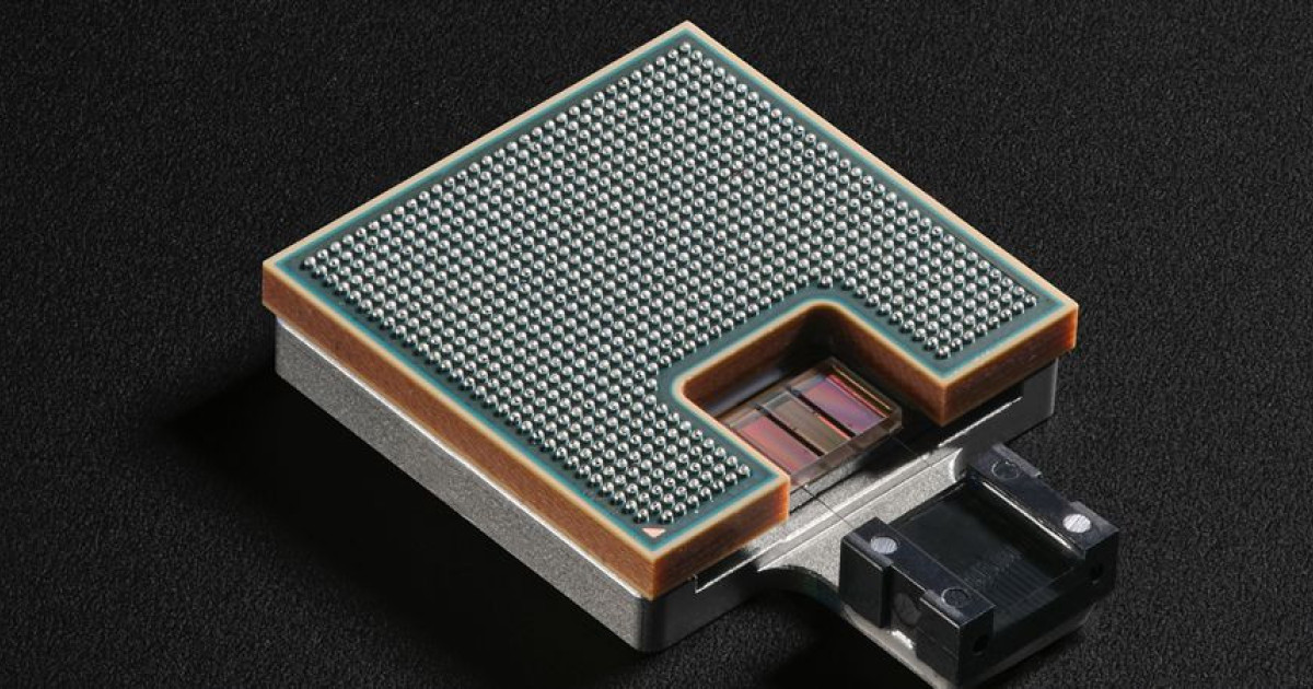 新しい IBM テクノロジーが AI トレーニングに「光の速さ」をもたらす