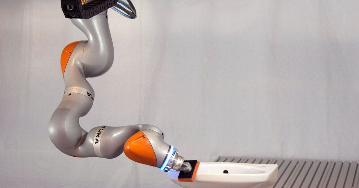 他人を観察することでバスルームの掃除を学習したこのロボットをご覧ください… [Video]