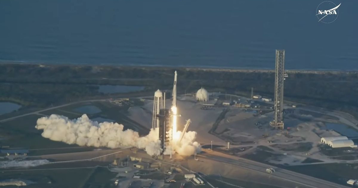 クルー-10は国際宇宙ステーションに打ち上げられ、「忘れられた」宇宙飛行士を取り戻しました