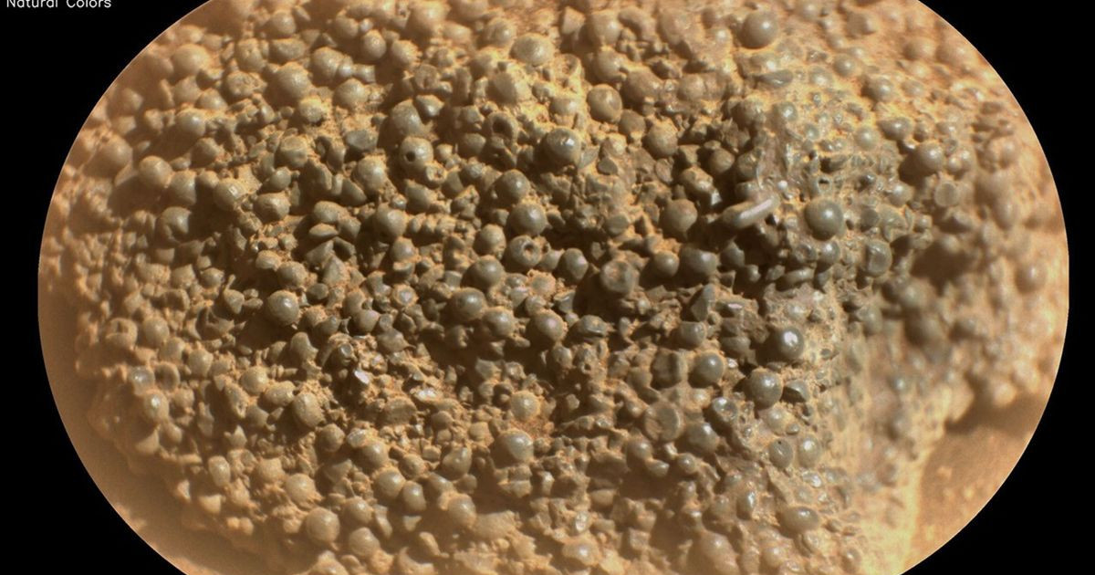 火星の非常に奇妙な岩はNASAに興味をそそられました