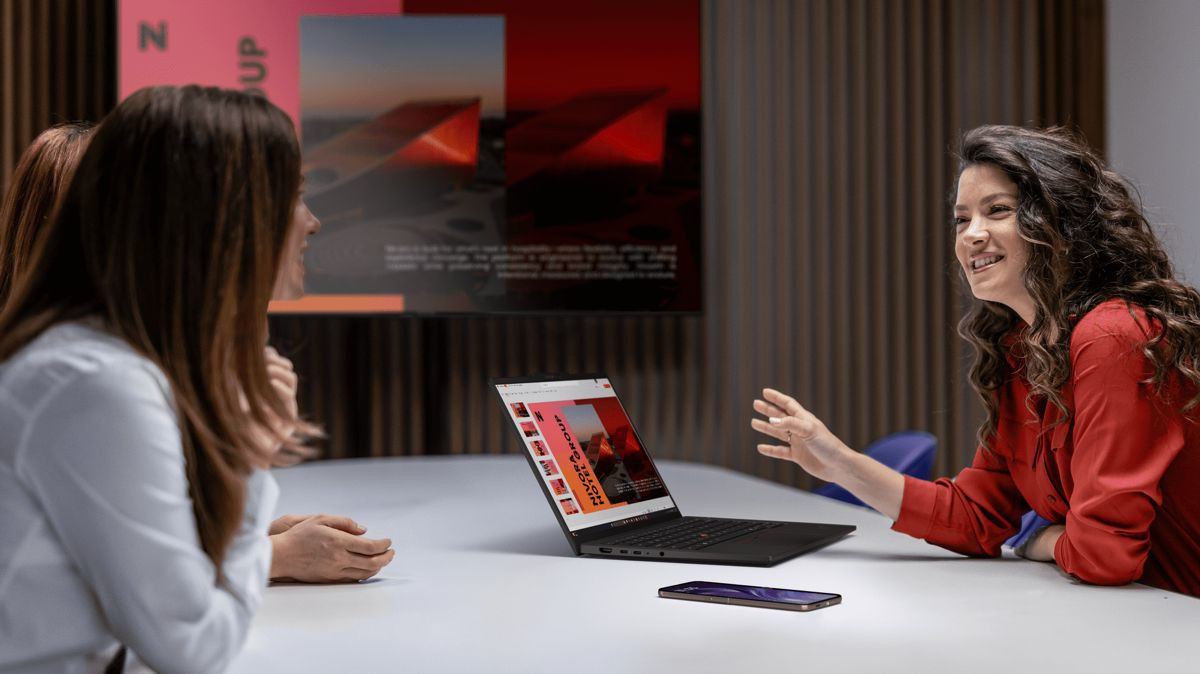 Νέες AI συσκευές Lenovo στην MWC 2026: Ενοποιημένο οικοσύστημα Qira και 3D laptops