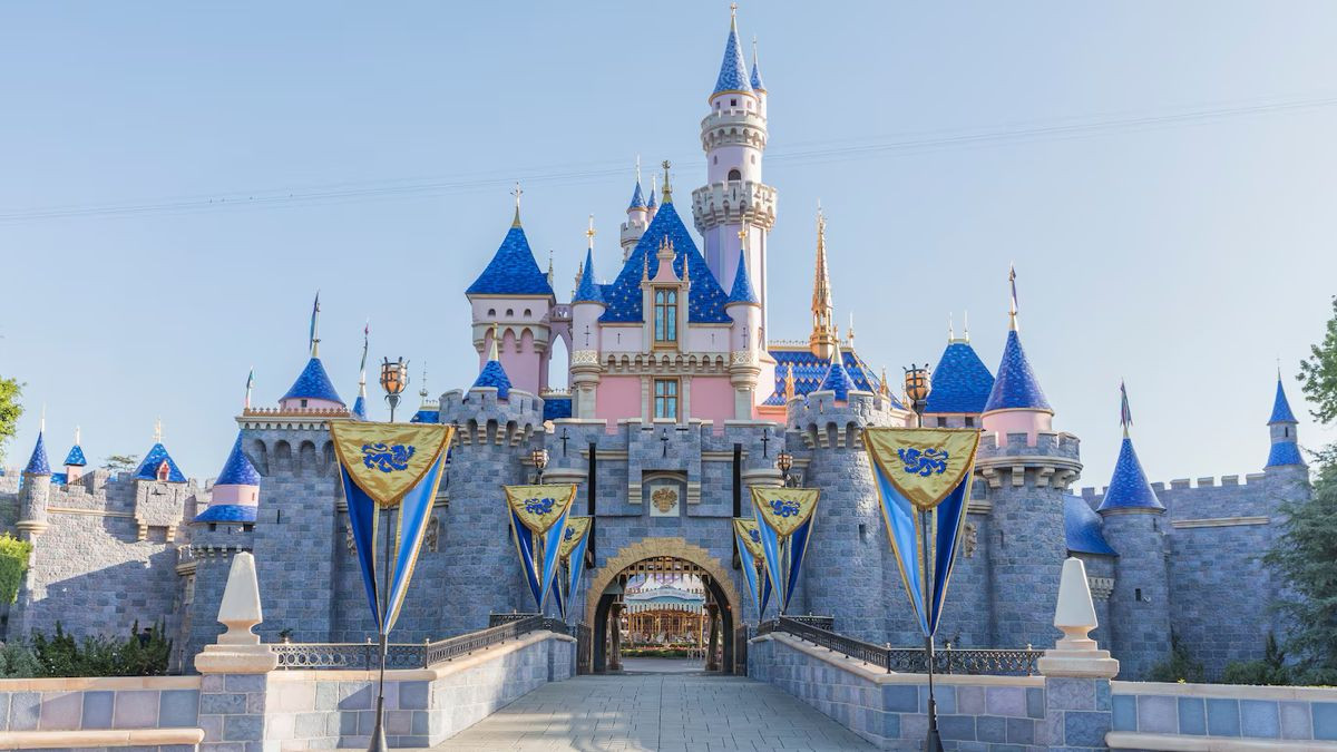 Disneyland: Ομαδική αγωγή κατά της Disney για μαζική χρήση τεχνολογίας αναγνώρισης προσώπου