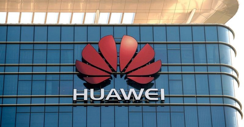 Huawei: Δεν μας ενδιαφέρουν οι διαφημίσεις, εκεί θα διαφοροποιηθούμε από τη Google