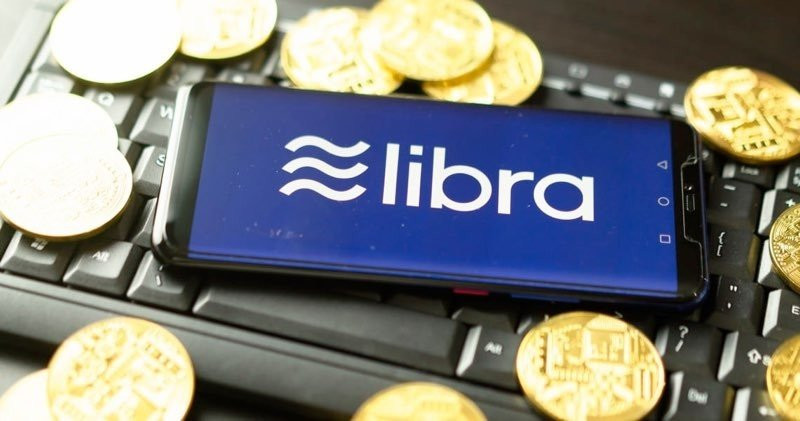 Vodafone: Αποχώρησε και αυτή από το κρυπτονόμισμα Libra της Facebook