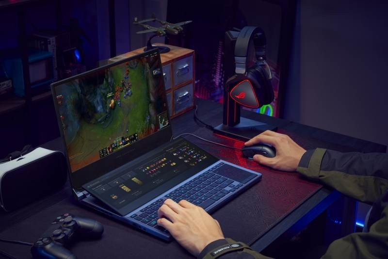 ASUS ROG Zephyrus Duo 15: Ένα πανίσχυρο gaming laptop με δύο οθόνες 1