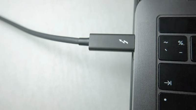 Σοβαρό κενό ασφαλείας στις υποδοχές Thunderbolt, δείτε αν σας επηρεάζει 1