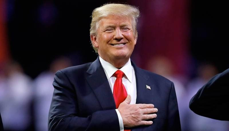 Απίστευτος! Ο Donald Trump απειλεί τα κοινωνικά μέσα δικτύωσης με κλείσιμο!