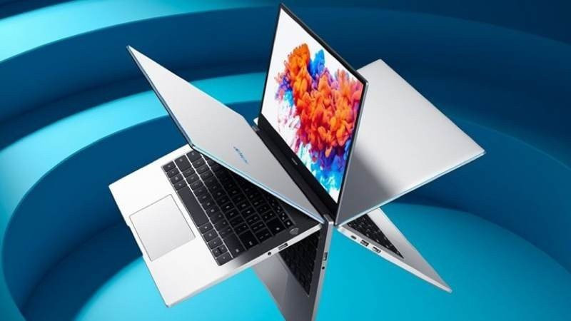 Honor MagicBook 14/15 και Honor Band 5 σε απίθανη καλοκαιρινή προσφορά