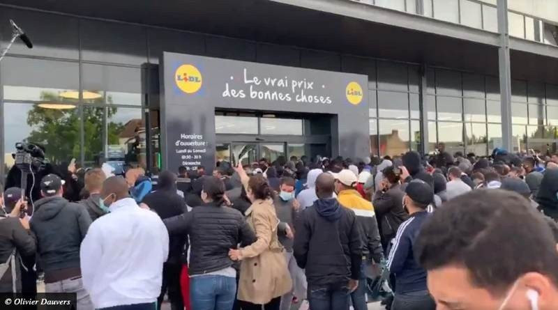 PS4 με €95; Το επιχείρησε κατάστημα Lidl στη Γαλλία και...ήρθε η αστυνομία