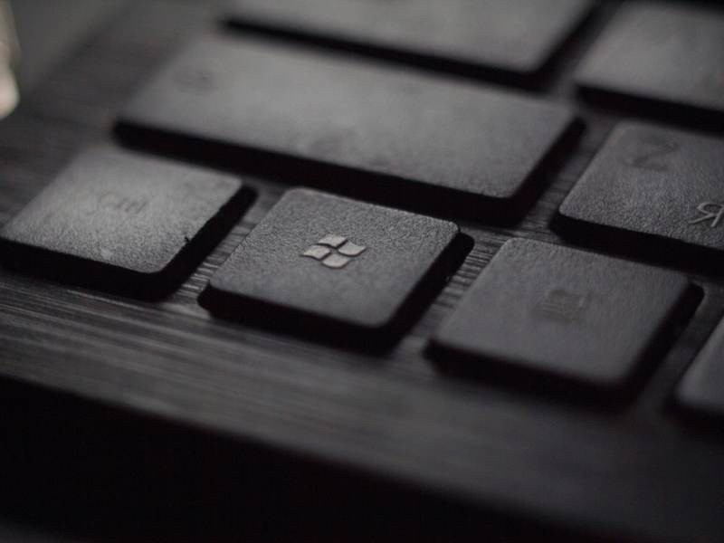 Mid Year Sale με μεγάλες εκπτώσεις σε Windows, Office και antivirus