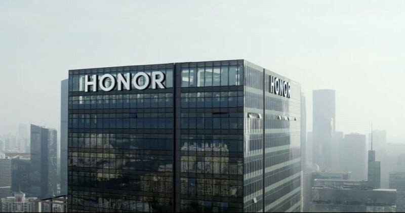 HONOR: Πούλησε 2 δισ. συσκευές παγκοσμίως το 2020