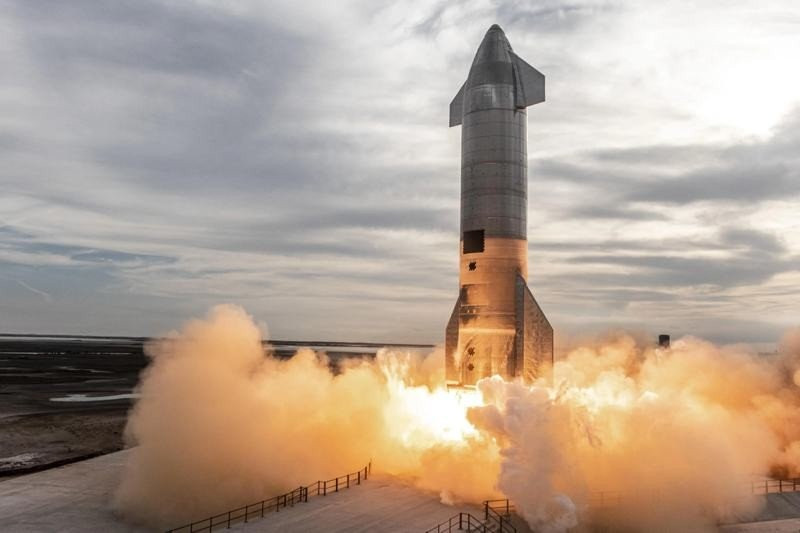 SpaceX: Προσγείωσε για πρώτη φορά το Starship, αλλά μετά από λίγο εξερράγη