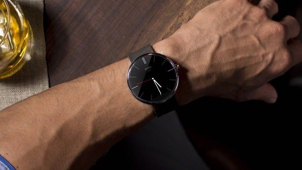 Moto 360: Η πρώτη διαφήμιση του στρόγγυλου smartwatch είναι αφιερωμένη στον σχεδιασμό Moto 360: Η πρώτη διαφήμιση του στρόγγυλου smartwatch είναι αφιερωμένη στον σχεδιασμό