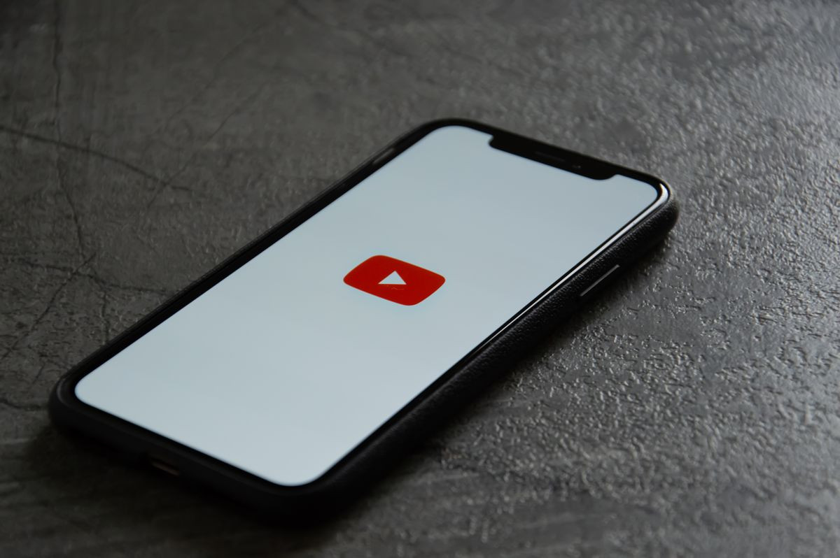 YouTube: