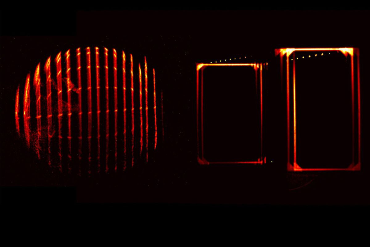 Η