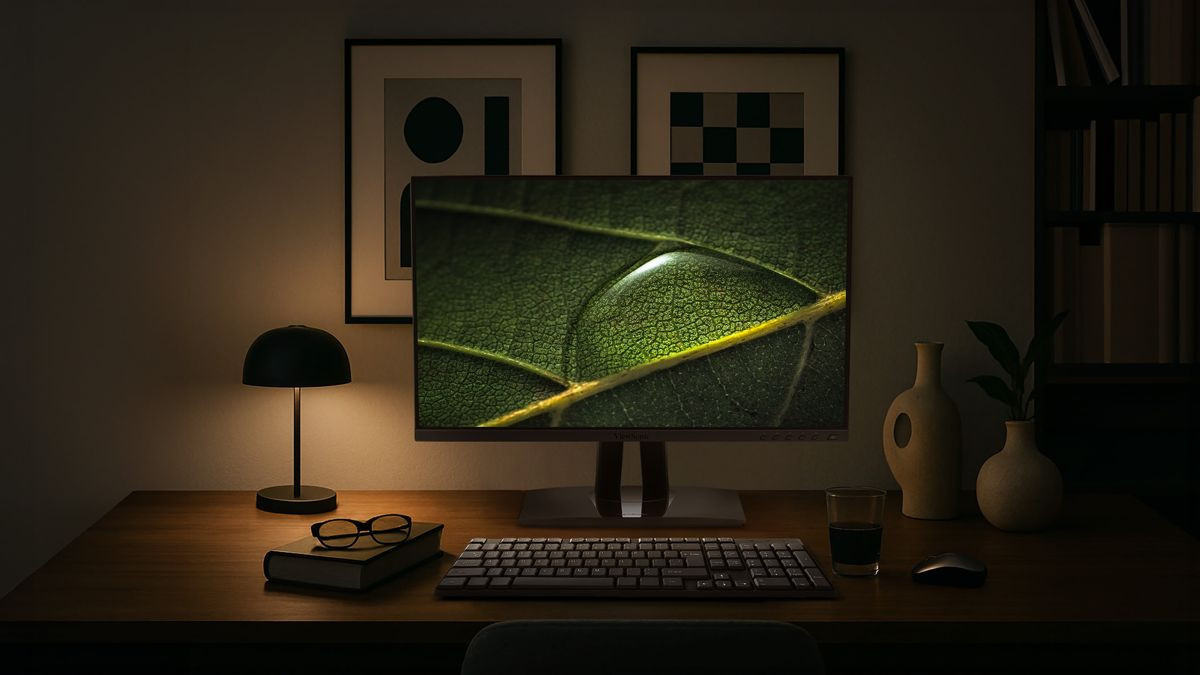 Η