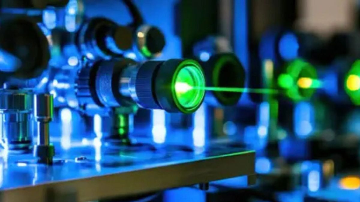 Laser