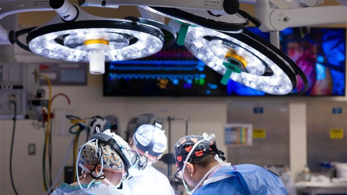 &Iota;&sigma;&tau;&omicron;&rho;&iota;&kappa;ή