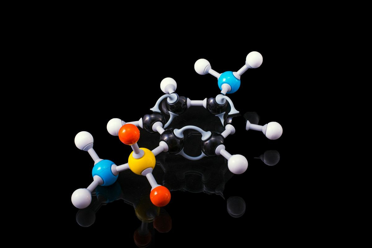 &laquo;&Alpha;&delta;ύ&nu;&alpha;&tau;&alpha;&raquo;