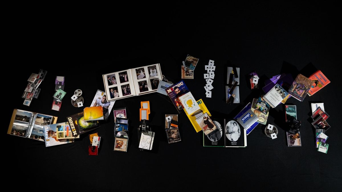 &Epsilon;&rho;&epsilon;&upsilon;&nu;&eta;&tau;έ&sigmaf;