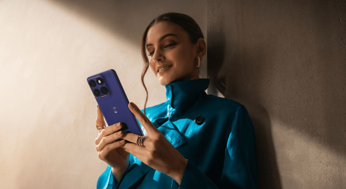 Motorola Edge 70 Fusion: Έ&mu;&phi;&alpha;&sigma;&eta; &sigma;&tau;&omicron; design &mu;&epsilon; &omicron;&theta;ό&nu;&eta; 6.8; Extreme AMOLED &kappa;&alpha;&iota; &mu;&pi;&alpha;&tau;&alpha;&rho;ί&alpha; 5.200mAh