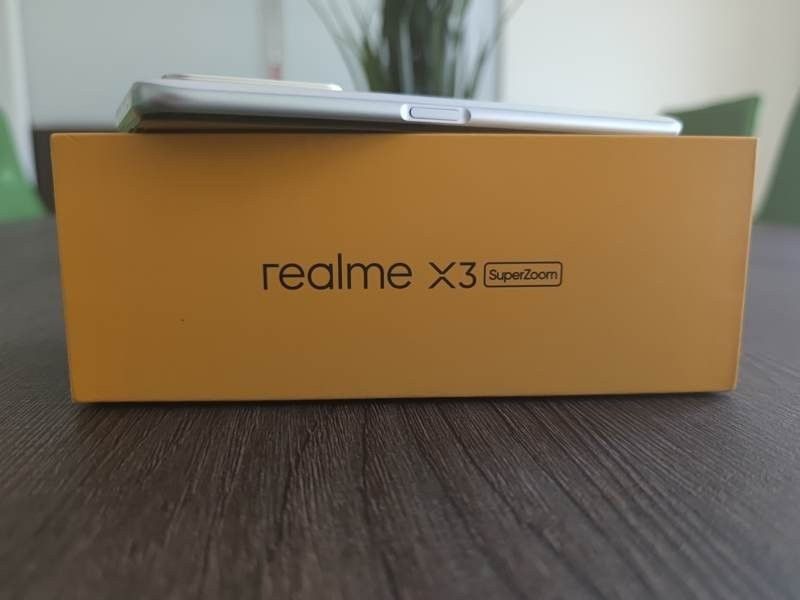 Realme X3 SuperZoom Review